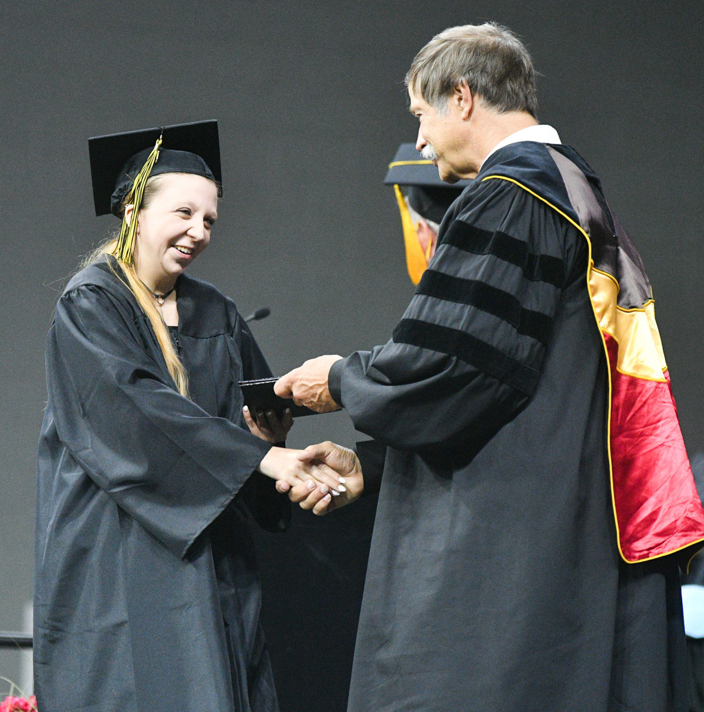 051719-mda-nws-BHCgrad-015a.jpg